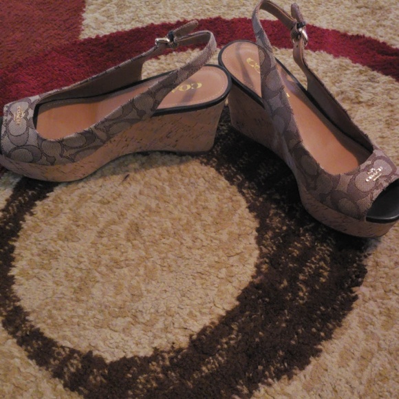 Coach wedges - Picture 3 of 6